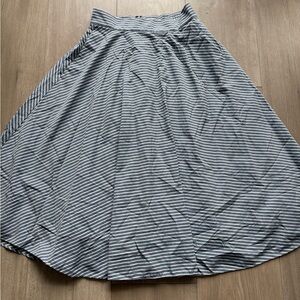 Uniqlo blue/white striped women skirt